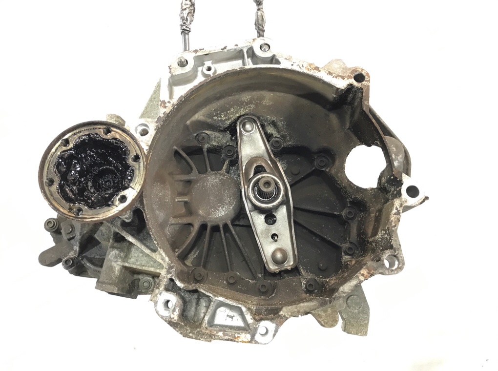 КПП механическая (МКПП) бу для Volkswagen Golf Plus 1.6 FSI, 2006 г.