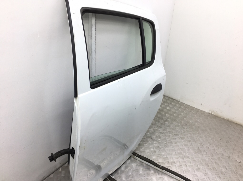 Дверь задняя левая бу для Dacia Sandero 2 0.9 TCE,  2014 г.