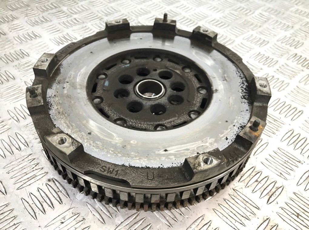 Маховик бу для Kia Optima 1.7 CRDi, 2013 г. Маховик бу для Kia Optima 1.7 CRDi, 2013 г.