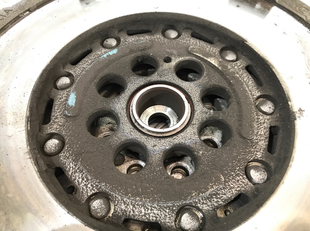 Маховик бу для Kia Optima 1.7 CRDi, 2013 г. Маховик бу для Kia Optima 1.7 CRDi, 2013 г.