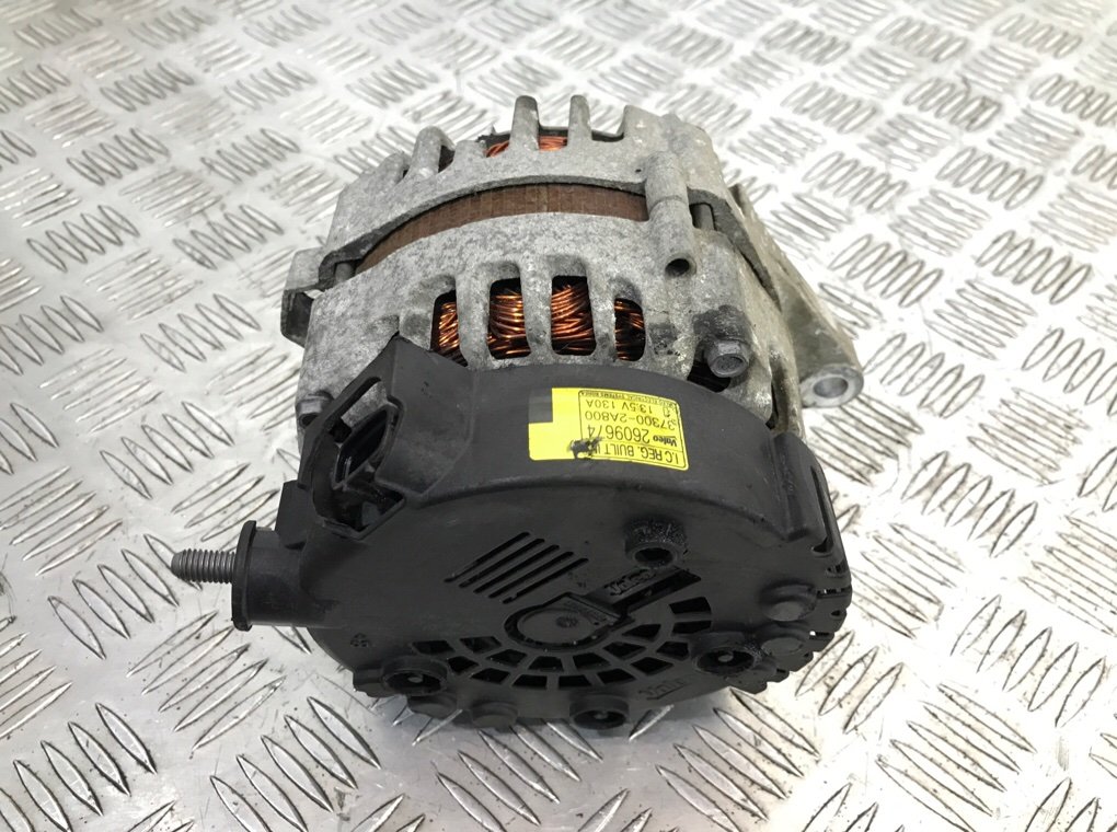 Генератор бу для Kia Optima  1.7 CRDi,  2013 г.