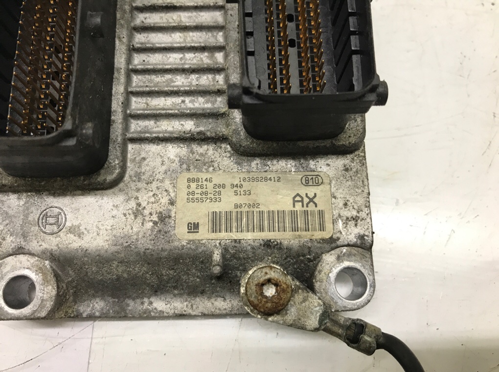 Блок управления двигателем бу для Opel Corsa D 1.2 i, 2009 г. Блок управления двигателем бу для Opel Corsa D 1.2 i, 2009 г.