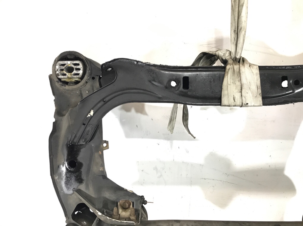 Балка подвески передняя (подрамник) бу для Audi A8 D3 3.0 TDi,  2007 г.