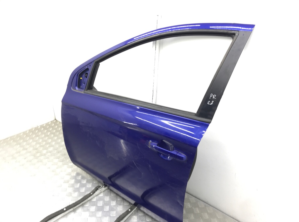 Дверь передняя левая бу для Hyundai i20 1 1.4 CRDi,  2009 г.