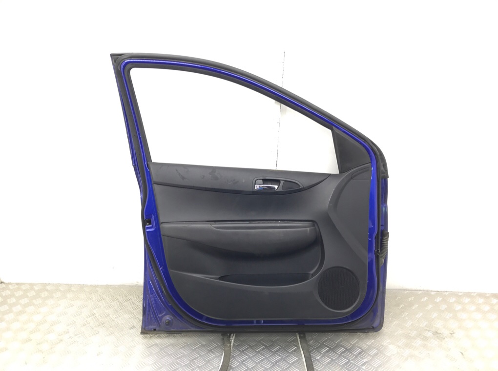 Дверь передняя левая бу для Hyundai i20 1 1.4 CRDi,  2009 г.