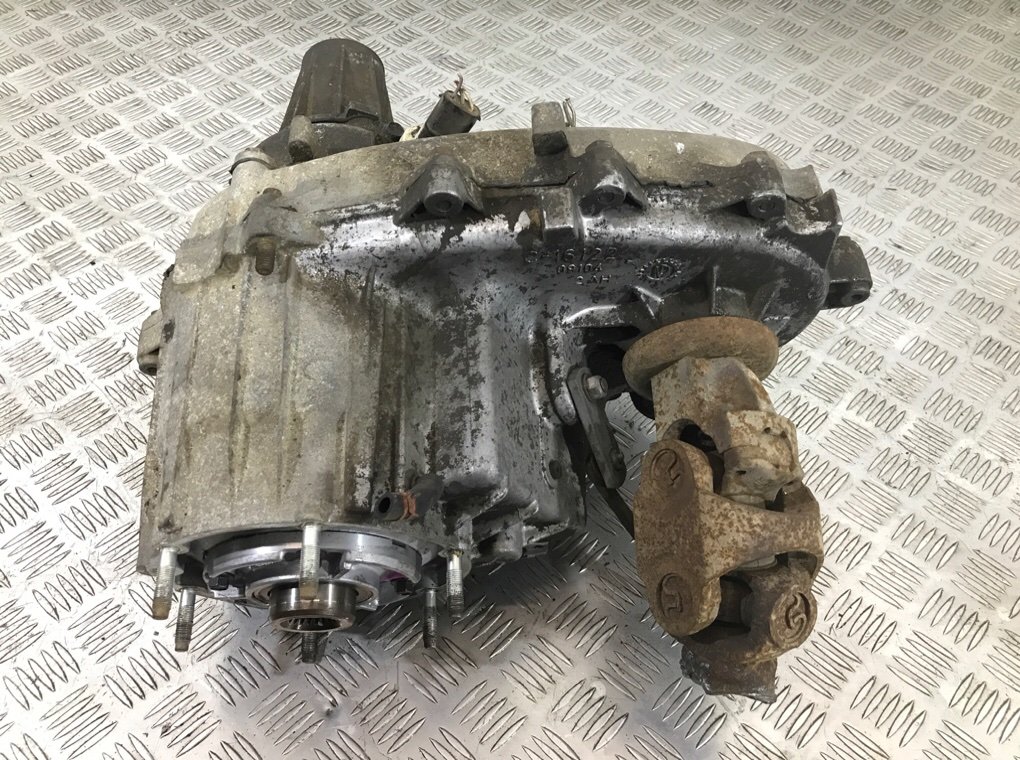 Раздаточная коробка бу для Jeep Cherokee 4.0 i, 1997 г.