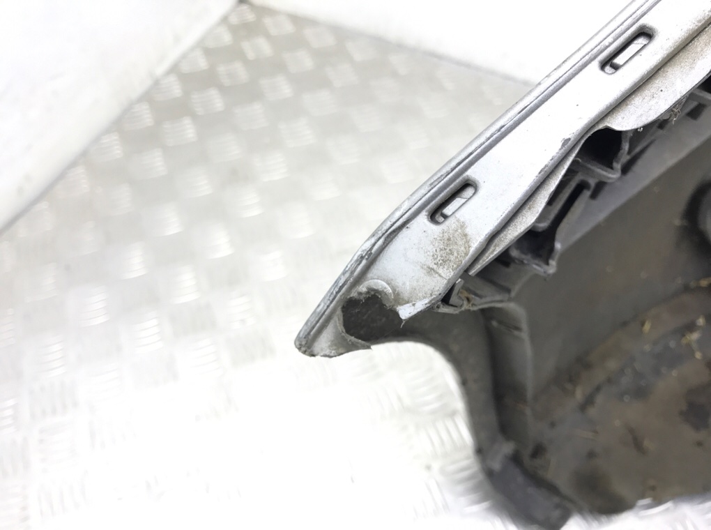 Бампер передний бу для Volkswagen Polo 4 1.4 i,  2006 г.