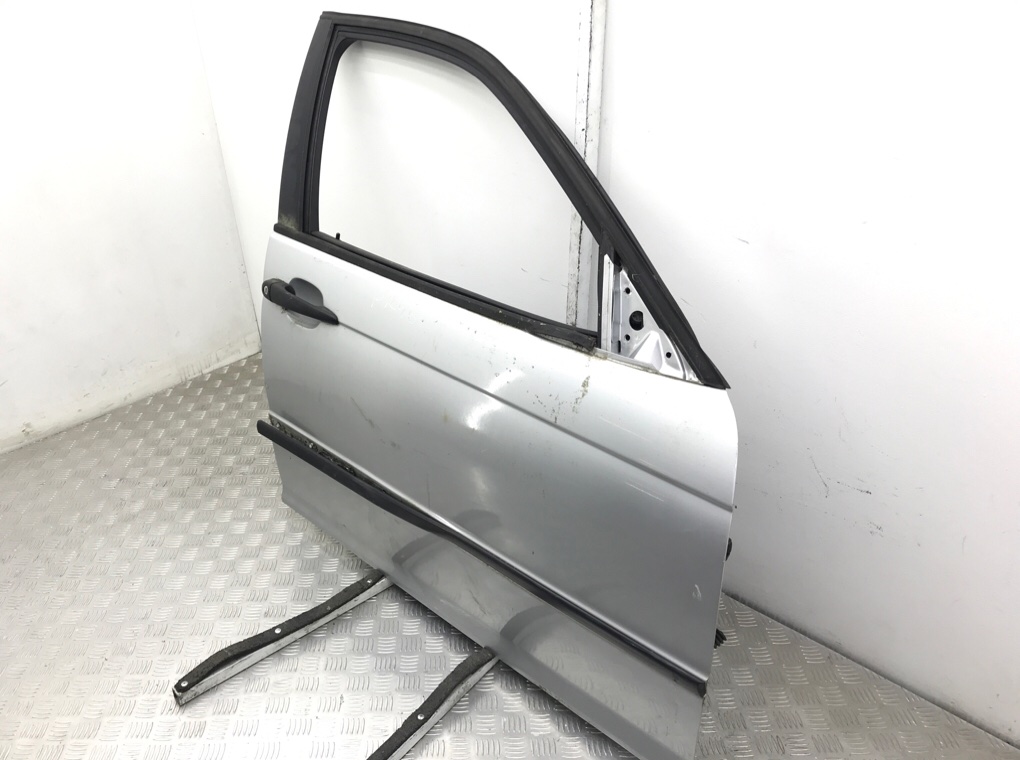 Дверь передняя правая бу для BMW 3 E46 2.0 TD,  2002 г.