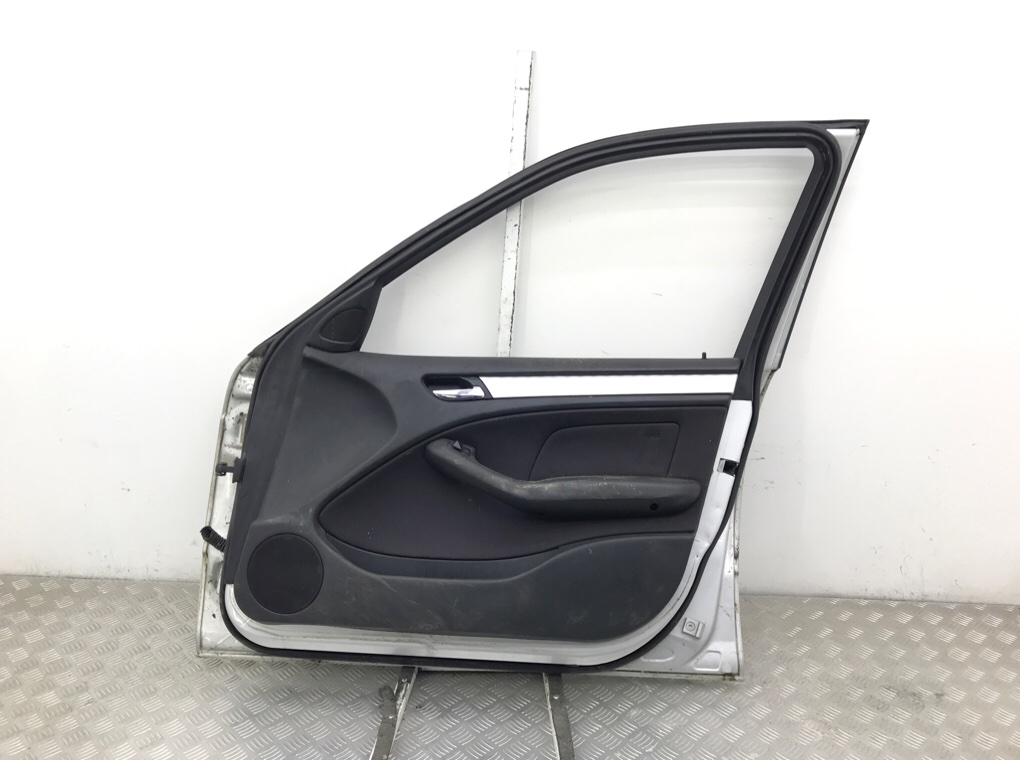 Дверь передняя правая бу для BMW 3 E46 2.0 TD,  2002 г.