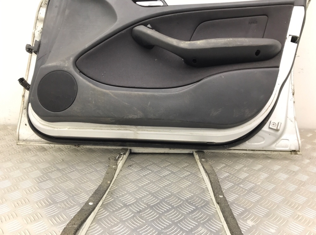 Дверь передняя правая бу для BMW 3 E46 2.0 TD,  2002 г.