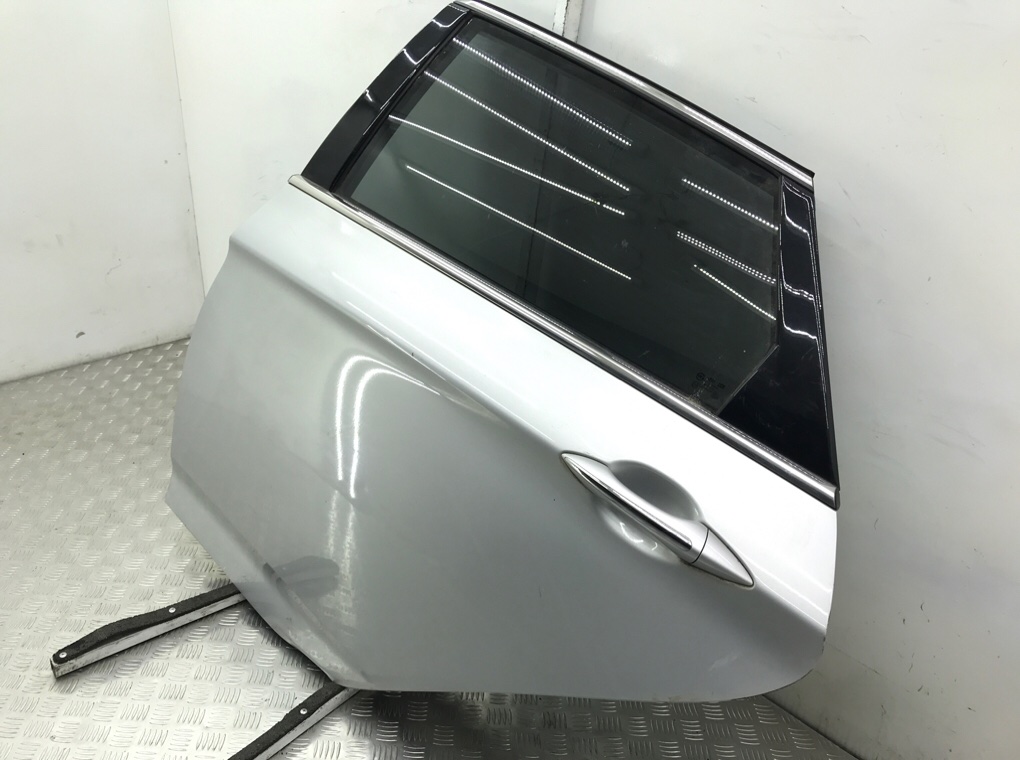 Дверь задняя левая бу для Hyundai i40  1.7 CRDi,  2014 г.