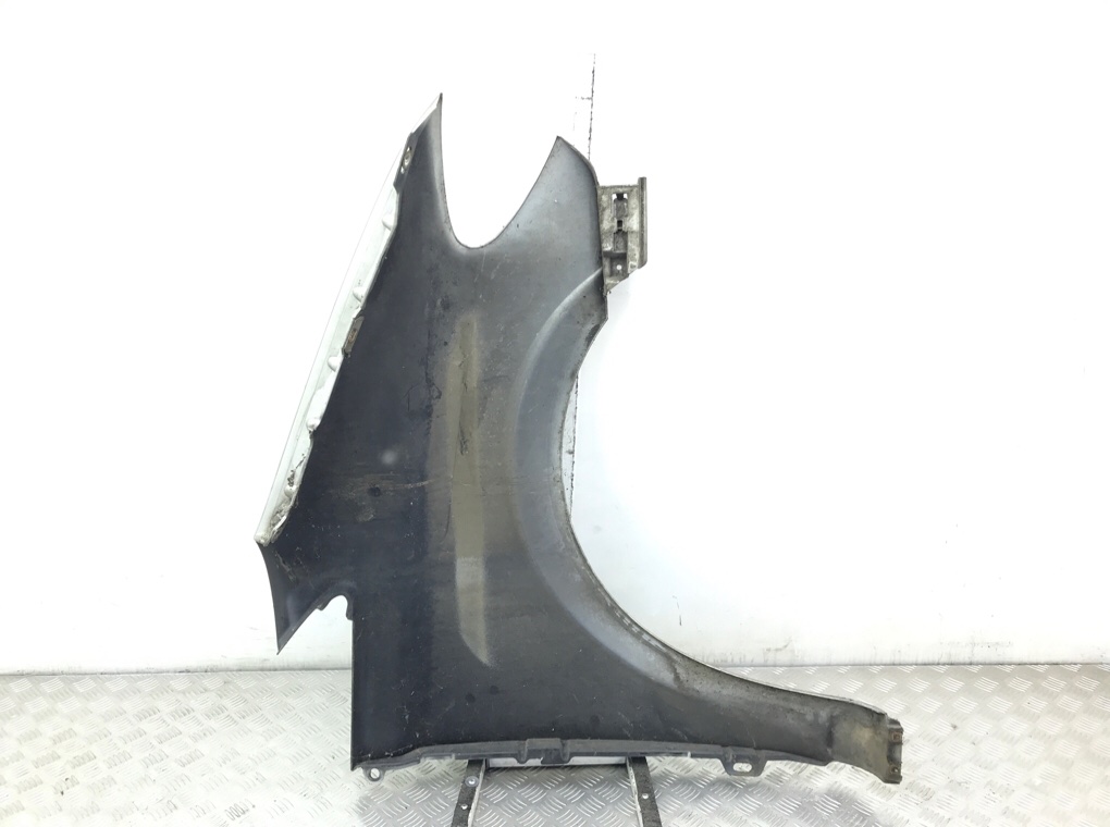 Крыло переднее левое бу для Mercedes Viano W639 2.2 CDi,  2005 г.