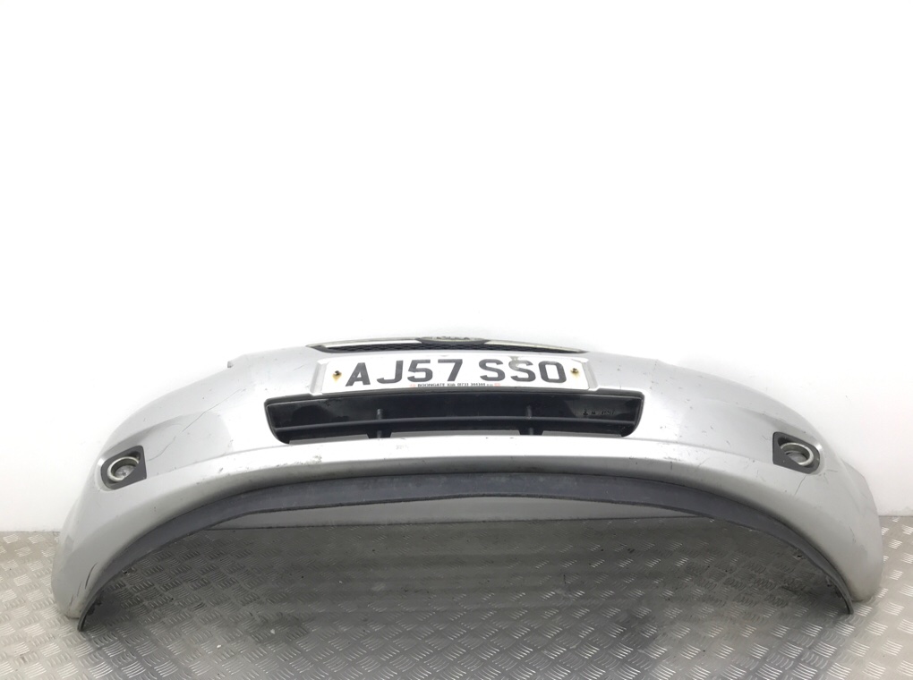 Бампер передний бу для Kia Ceed 1 1.6 i,  2007 г.