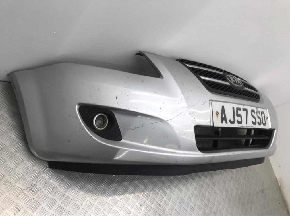 Бампер передний бу для Kia Ceed 1 1.6 i,  2007 г.