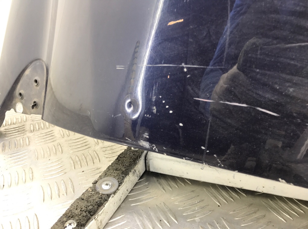 Крыло переднее правое бу для Renault Megane 3 1.5 DCi,  2009 г.