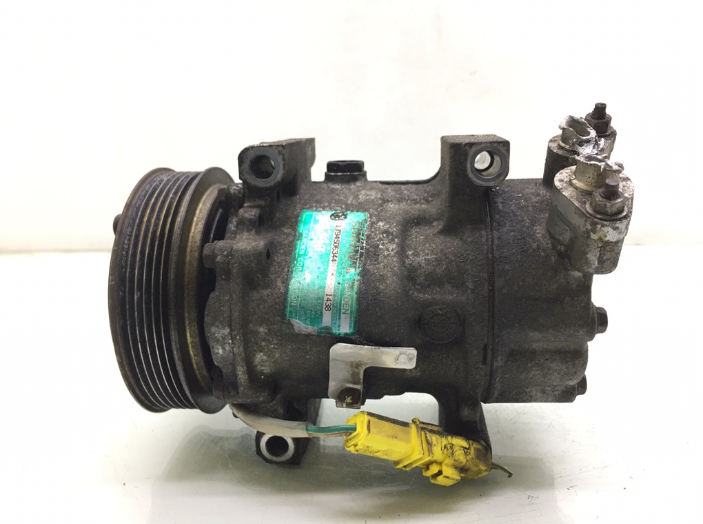 Компрессор кондиционера бу для Peugeot 307  1.6 i,  2003 г.