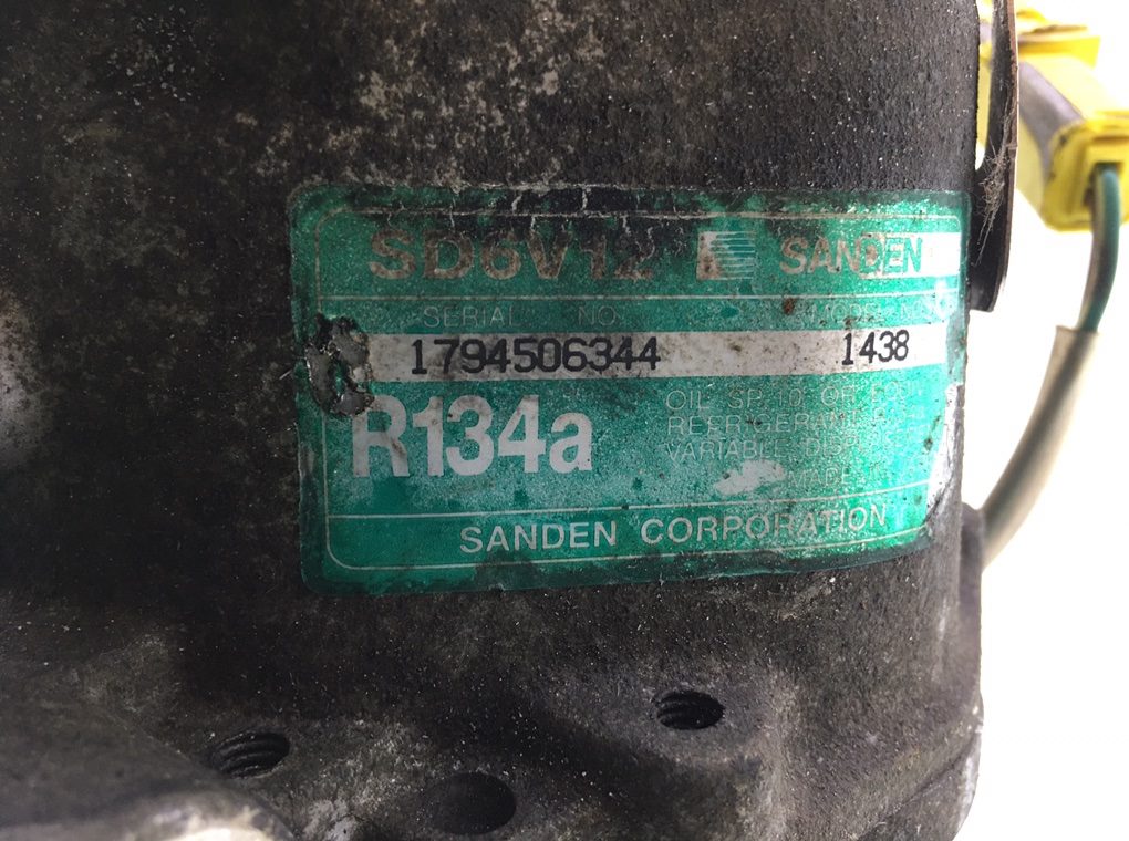 Компрессор кондиционера бу для Peugeot 307  1.6 i,  2003 г.