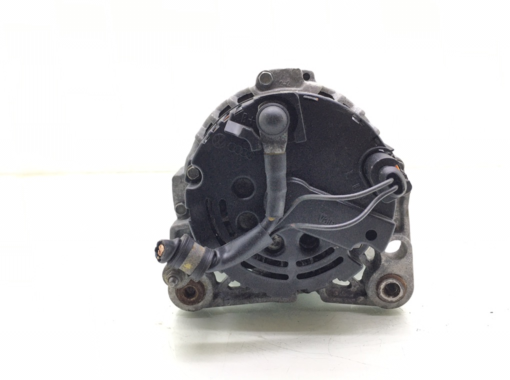 Генератор бу для Volkswagen Golf 4 1.6 i,  2002 г.