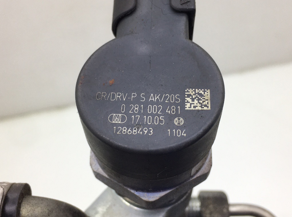 Топливная рампа бу для BMW 3 E90/E91/E92/E93 2.0 TD,  2005 г.