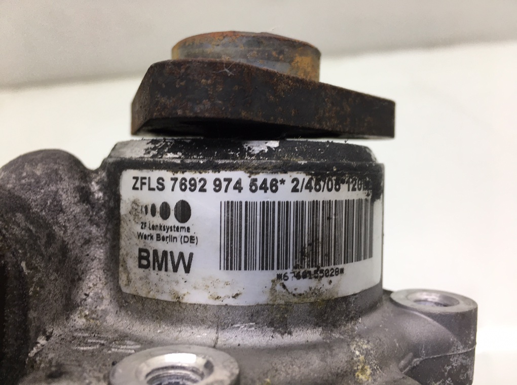 Насос гидроусилителя руля бу для BMW 3 E90/E91/E92/E93 2.0 TD, 2005 г. Насос гидроусилителя руля бу для BMW 3 E90/E91/E92/E93 2.0 TD, 2005 г.