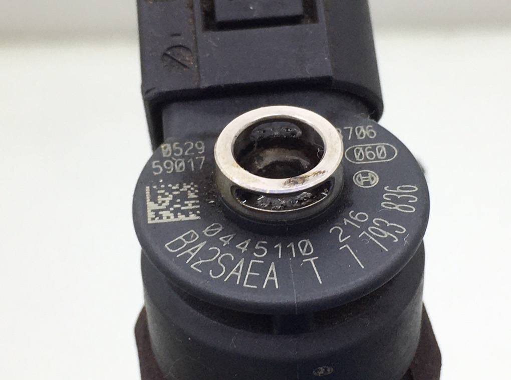 Форсунка бу для BMW 3 E90/E91/E92/E93 2.0 TD,  2005 г.