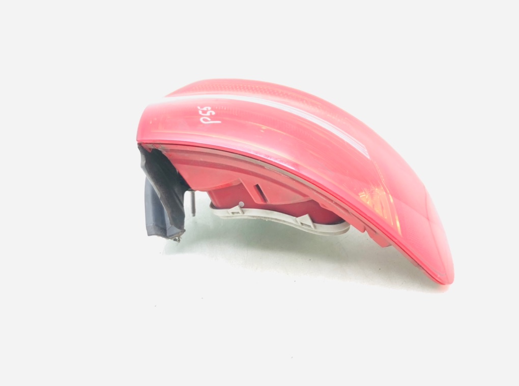 Фонарь задний левый бу для Audi A3 8P 1.8 TSI,  2008 г.