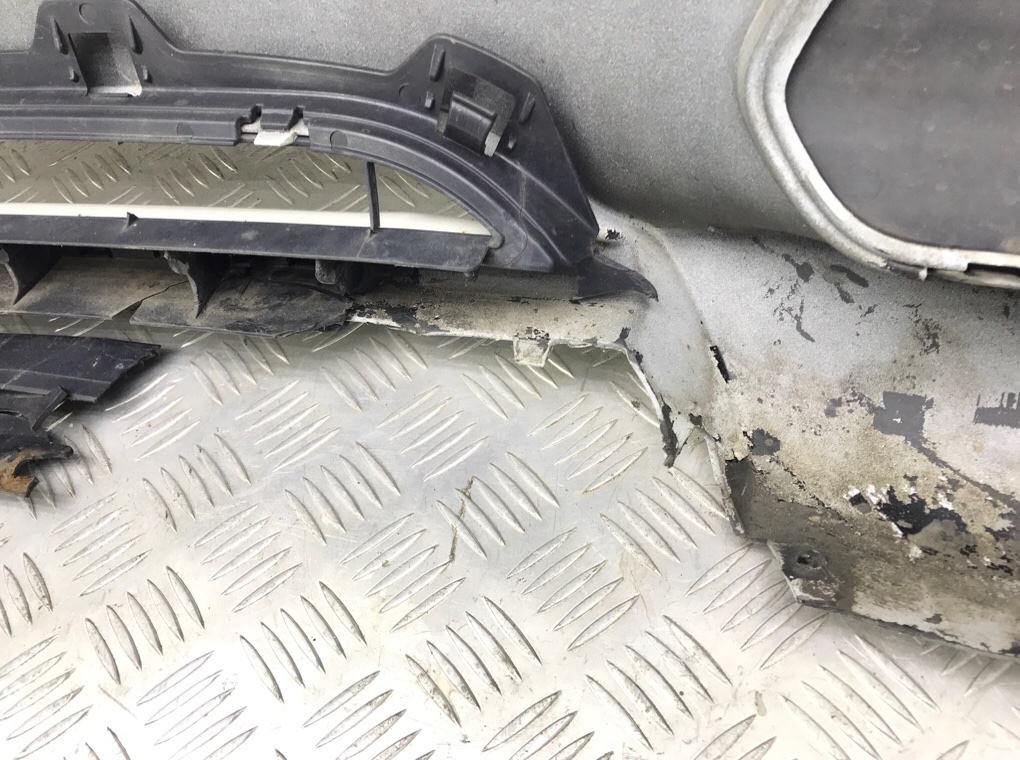 Бампер передний бу для BMW 1 F20/F21  7245731,  2012