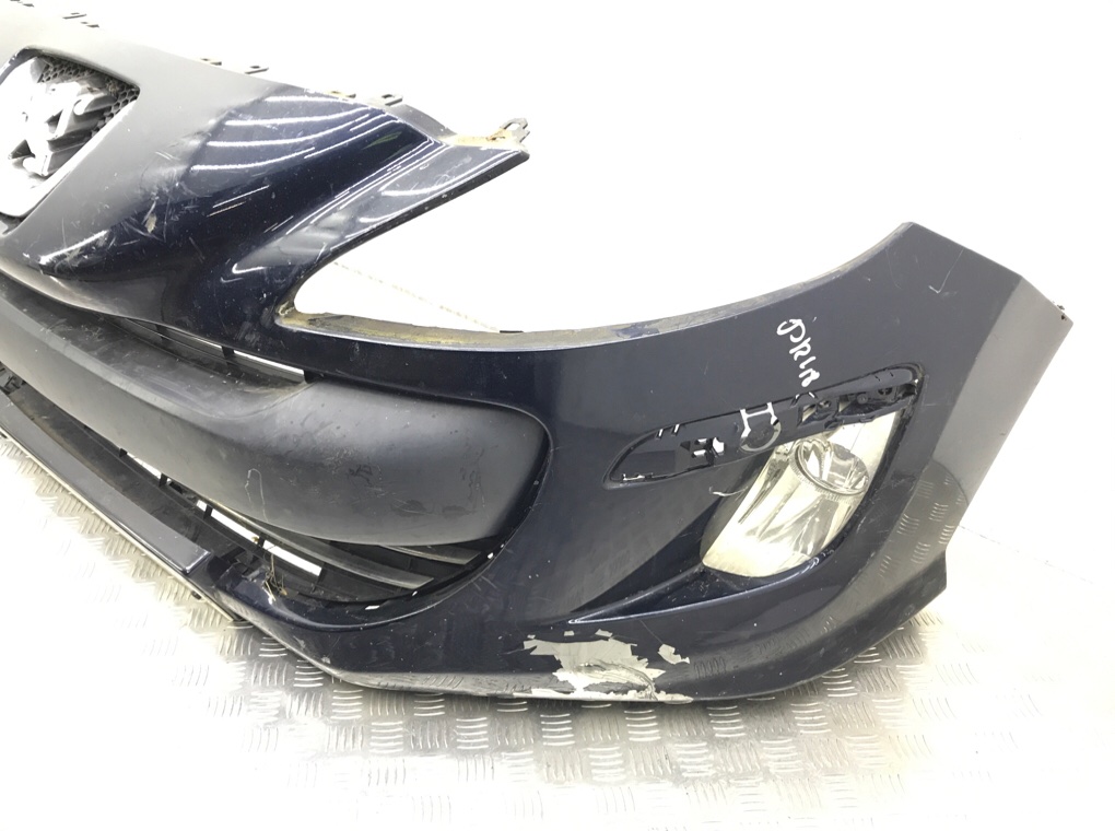 Бампер передний бу для Peugeot 308 T7 1.6 HDi, 2009 г. Бампер передний бу для Peugeot 308 T7 1.6 HDi, 2009 г.