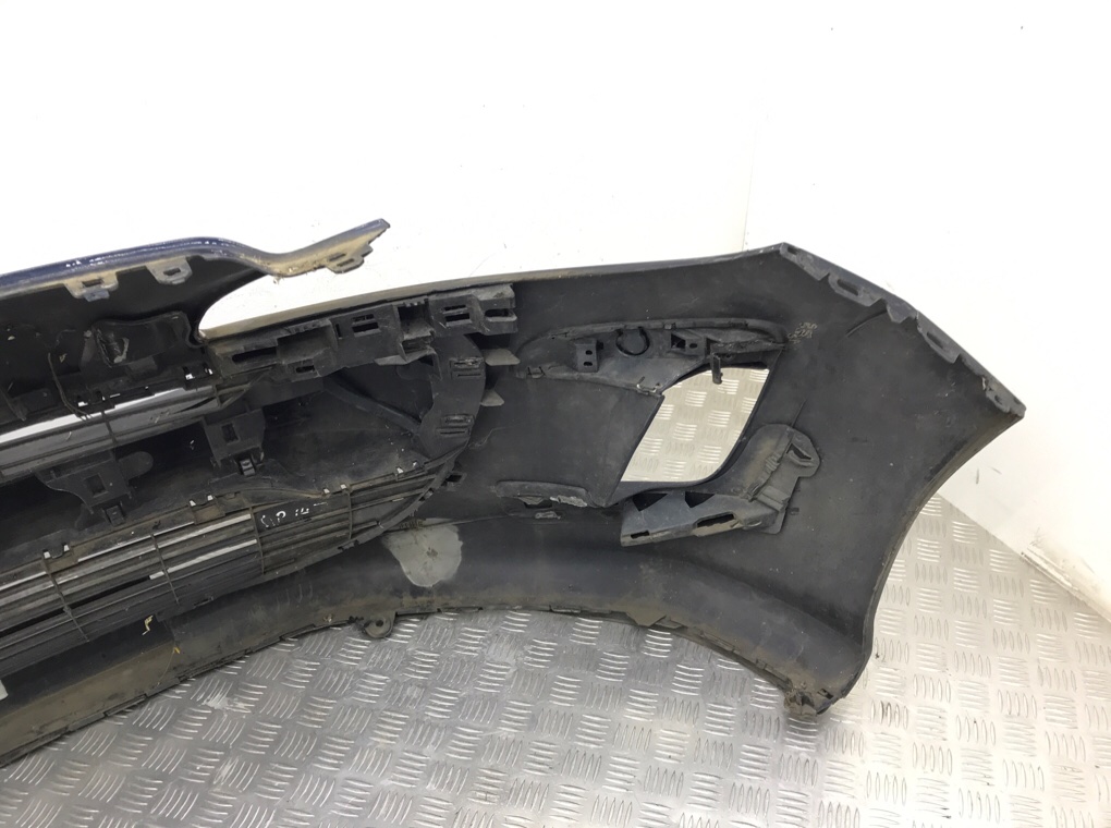 Бампер передний бу для Peugeot 308 T7 1.6 HDi, 2009 г. Бампер передний бу для Peugeot 308 T7 1.6 HDi, 2009 г.