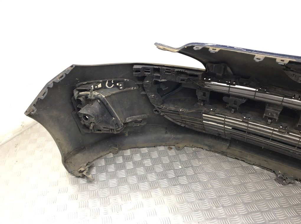 Бампер передний бу для Peugeot 308 T7 1.6 HDi, 2009 г. Бампер передний бу для Peugeot 308 T7 1.6 HDi, 2009 г.