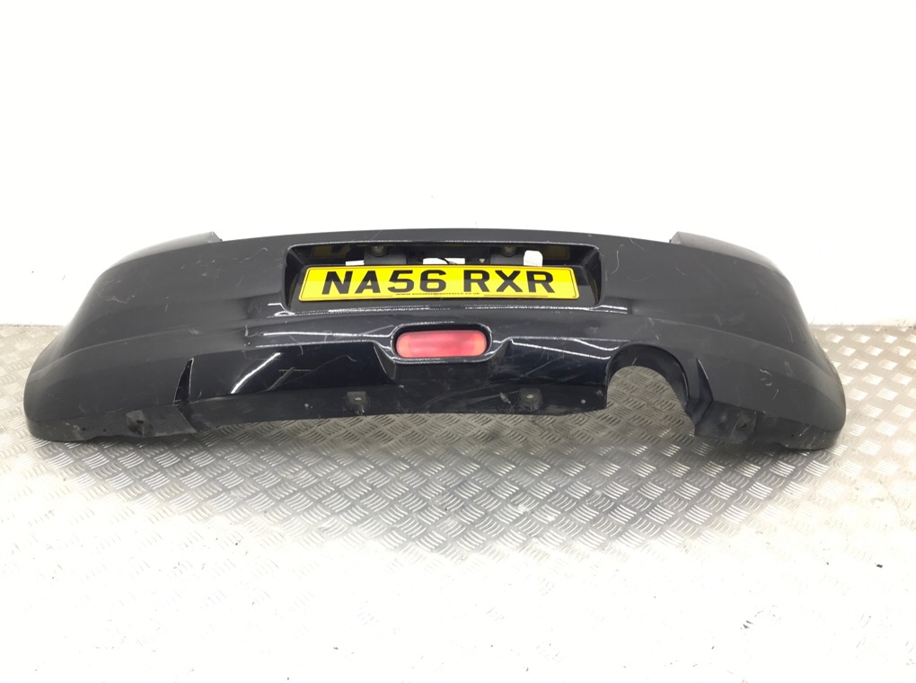 Бампер задний бу для Suzuki Swift 3 7181162J00,  2006