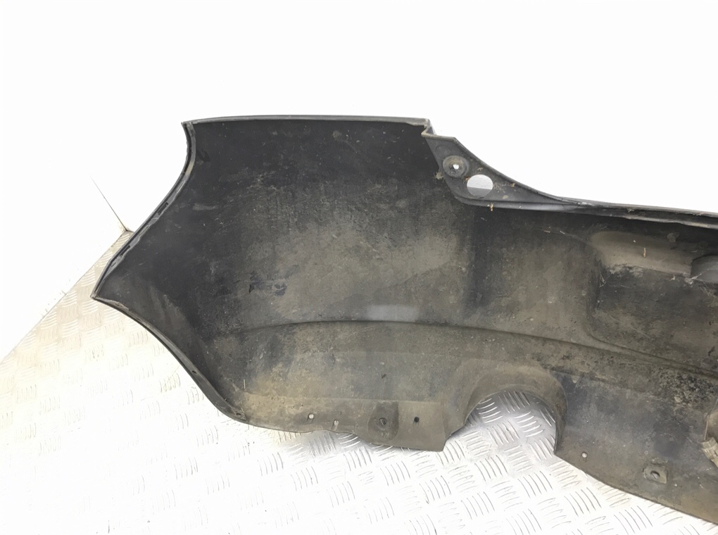 Бампер задний бу для Suzuki Swift 3 7181162J00,  2006