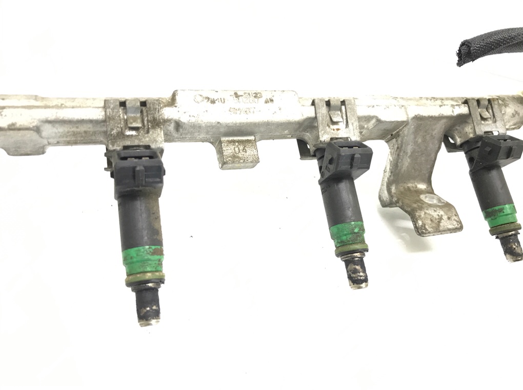 Топливная рампа бу для Ford Fiesta 5 1.3 i,  2005 г.