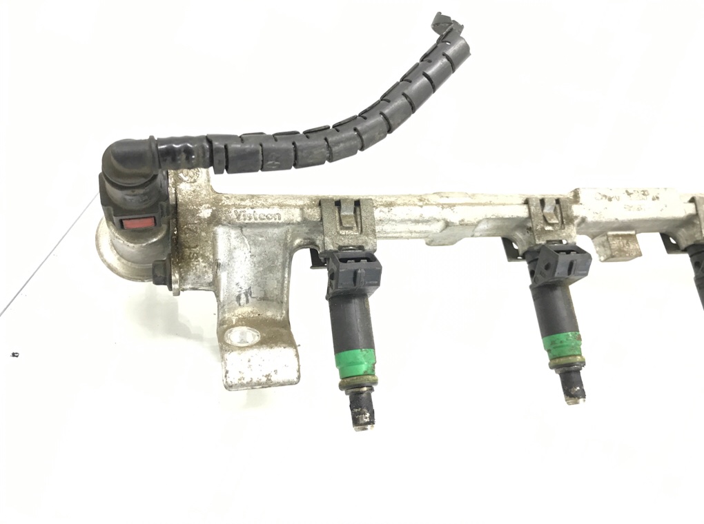 Топливная рампа бу для Ford Fiesta 5 1.3 i,  2005 г.