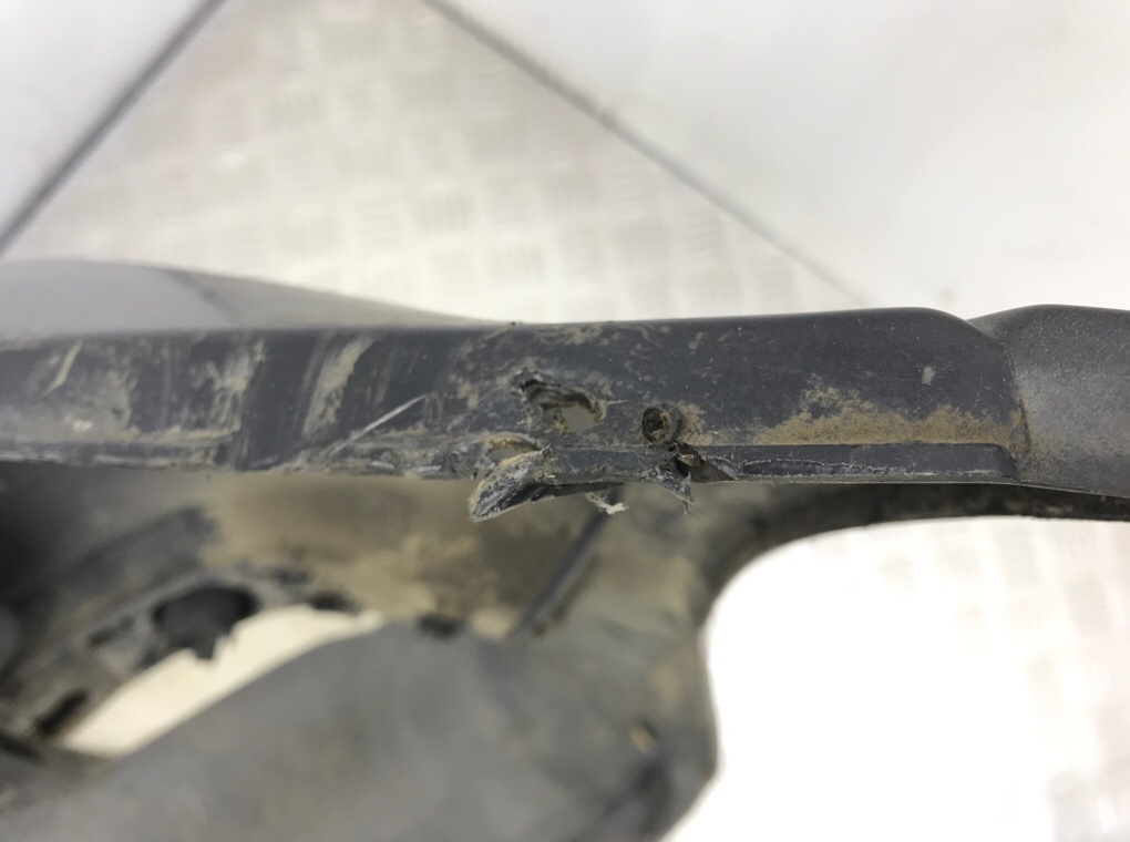 Бампер передний бу для BMW X5 E53  ,  2001