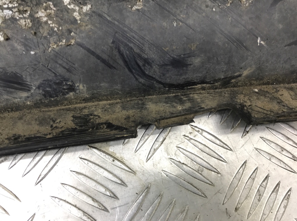 Бампер передний бу для BMW X5 E53  ,  2001