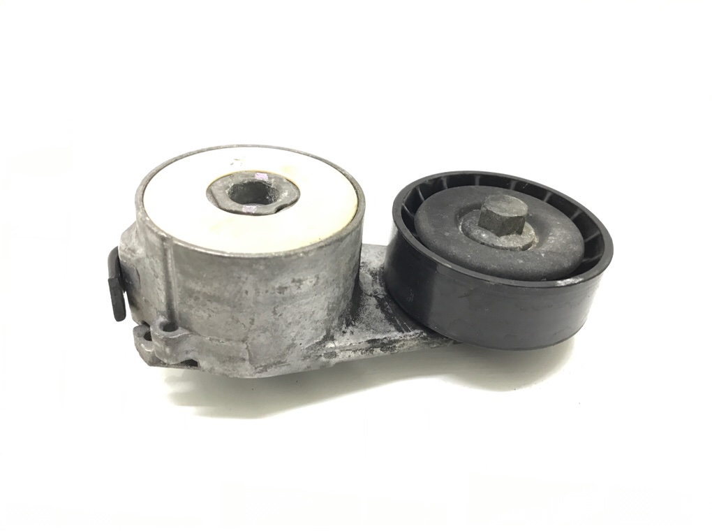 Натяжитель ремня генератора бу для Fiat Punto 1.4 i, 2010 г.