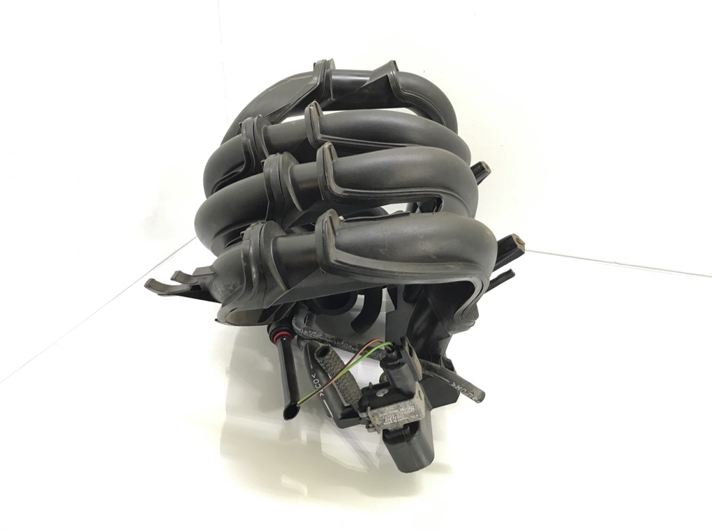 Коллектор впускной бу для Ford Fiesta 5 1.3 i,  2003 г.