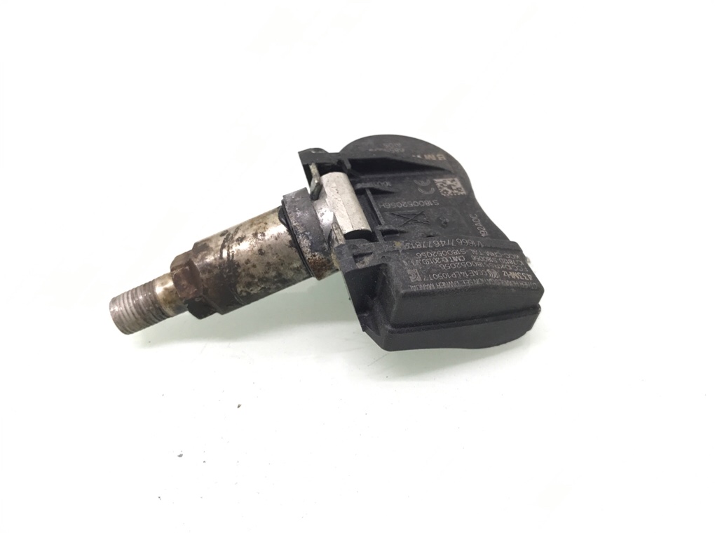 Датчик давления в шине бу для BMW 2 F46 1.5 i, 2016 г. Датчик давления в шине бу для BMW 2 F46 1.5 i, 2016 г.