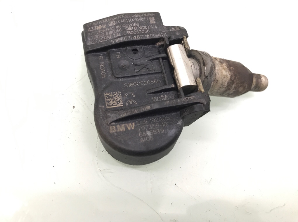 Датчик давления в шине бу для BMW 2 F46 1.5 i, 2016 г. Датчик давления в шине бу для BMW 2 F46 1.5 i, 2016 г.