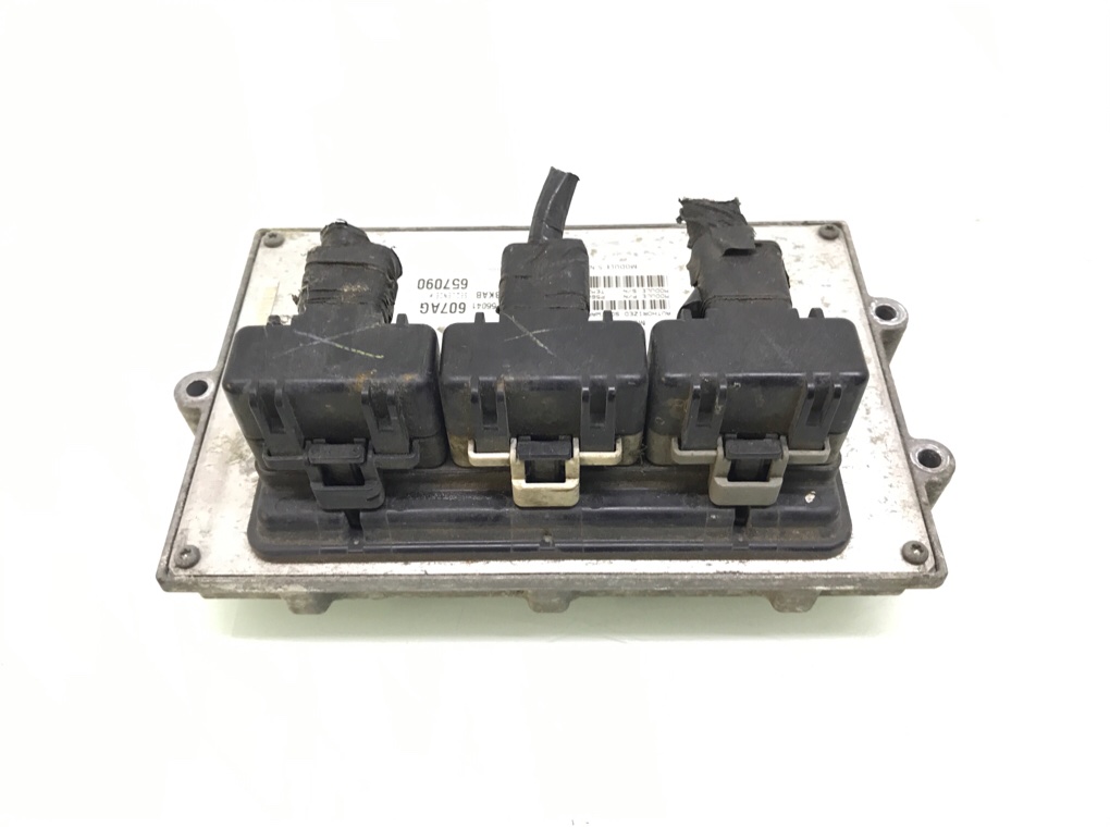 Блок управления двигателем бу для Jeep Cherokee KJ 3.7 i,  2001 г.