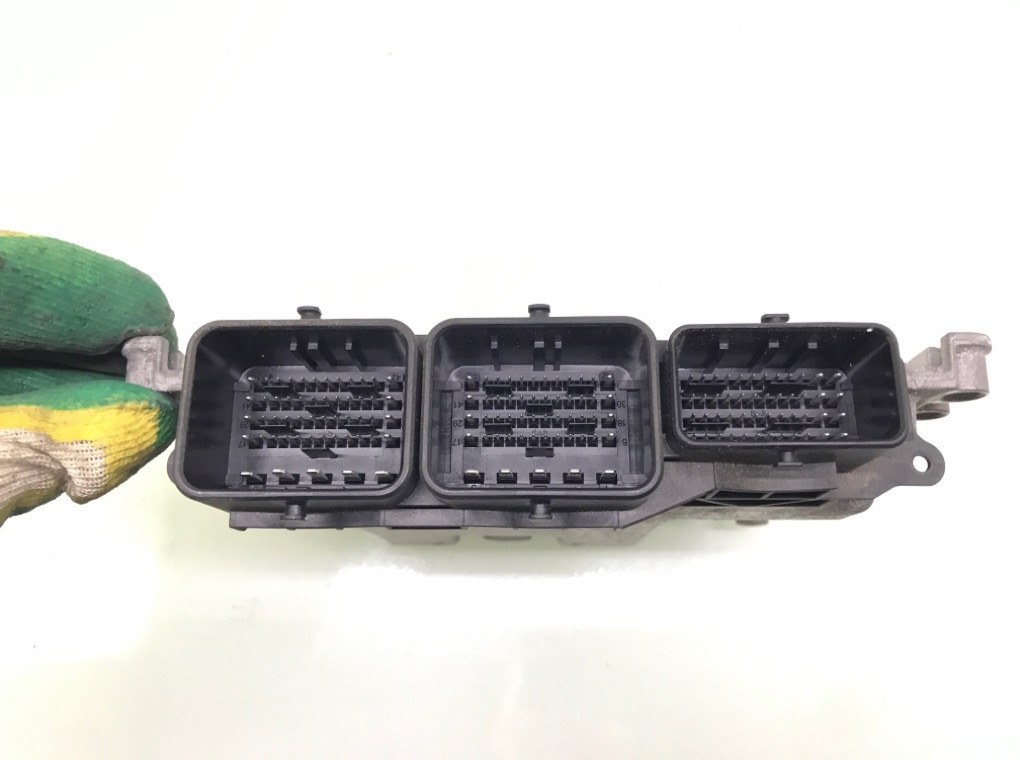 Блок управления двигателем бу для Peugeot Partner 2 1.6 HDi, 2014 г. Блок управления двигателем бу для Peugeot Partner 2 1.6 HDi, 2014 г.