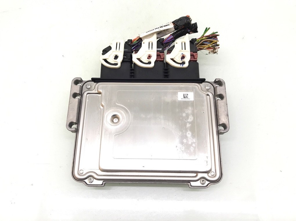 Блок управления двигателем бу для Citroen C4 2 1.6 HDi,  2014 г.