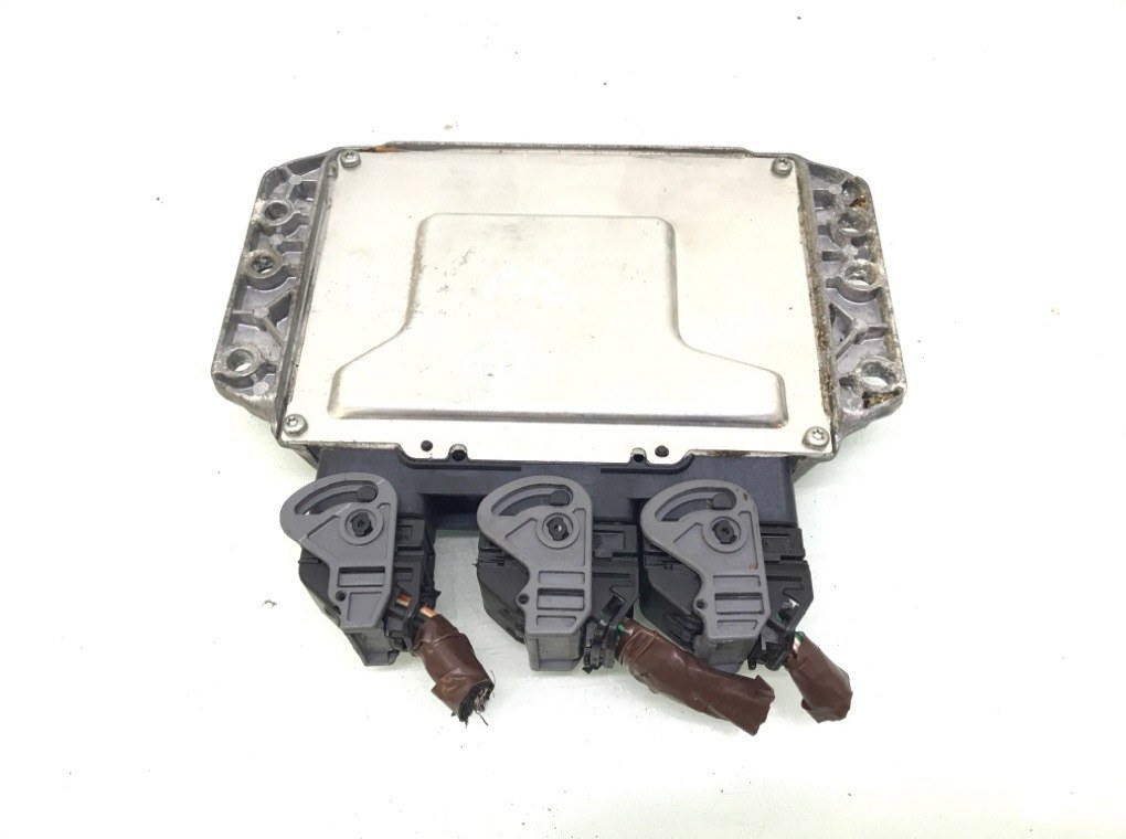 Блок управления двигателем бу для Renault Megane 3 1.6 i, 2011 г. Блок управления двигателем бу для Renault Megane 3 1.6 i, 2011 г.