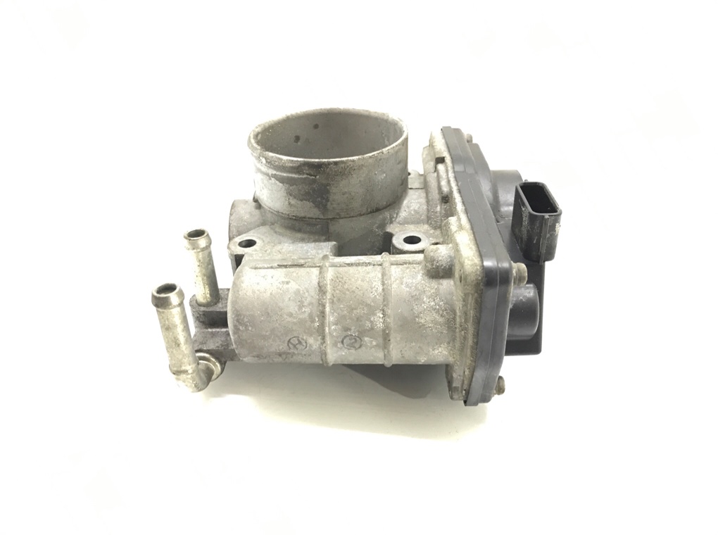 Заслонка дроссельная бу для Nissan Note E11 1.6 i,  2008 г.