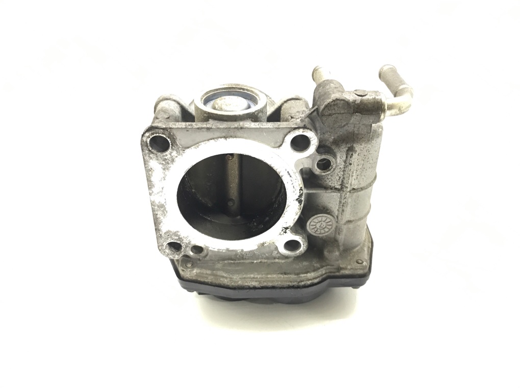 Заслонка дроссельная бу для Nissan Note E11 1.6 i,  2008 г.