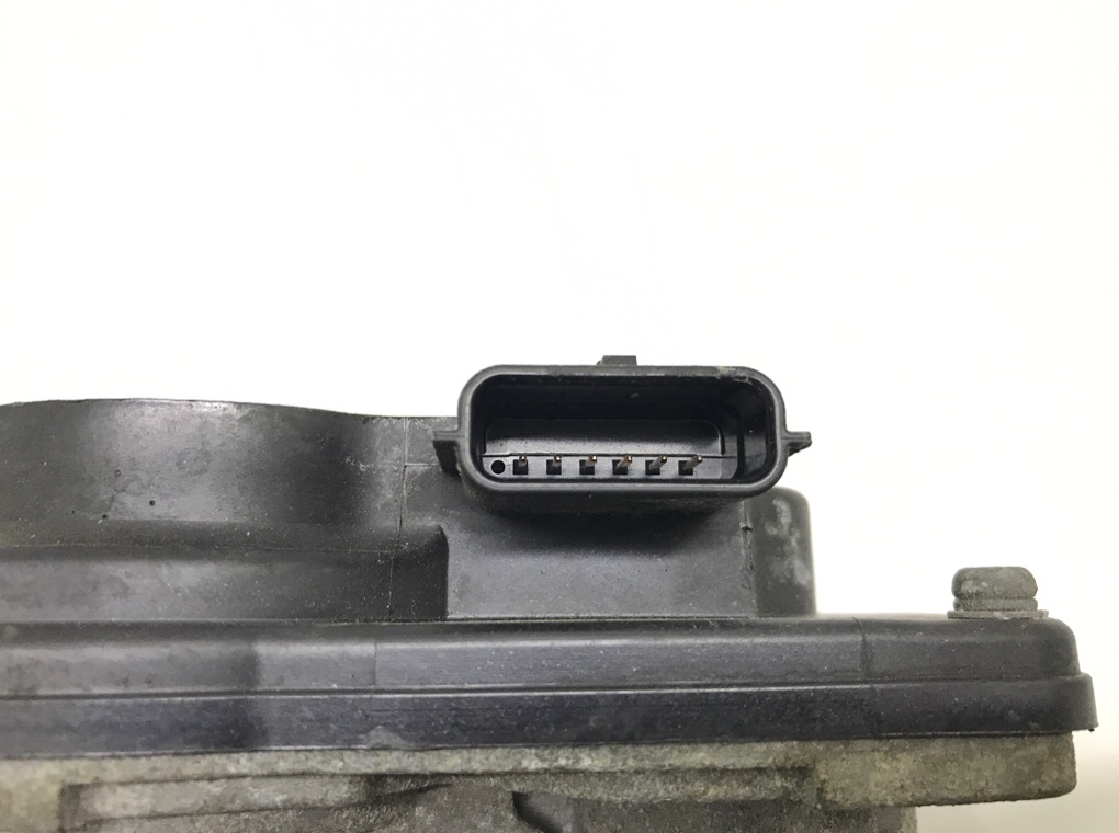 Заслонка дроссельная бу для Nissan Note E11 1.6 i,  2008 г.