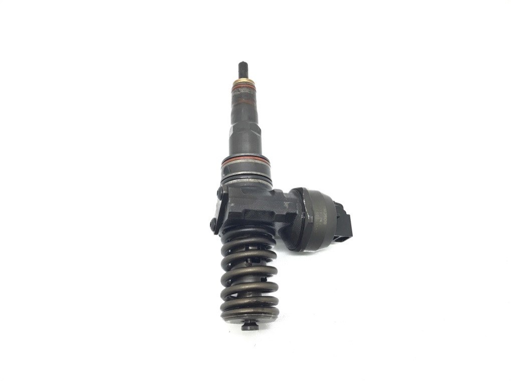 Форсунка бу для Volkswagen Golf 4 1.9 TDi, 2002 г. Форсунка бу для Volkswagen Golf 4 1.9 TDi, 2002 г.