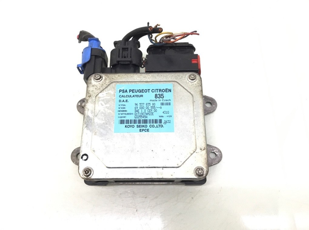 Блок управления рулевой рейки бу для Citroen C3 1 1.6 i, 2004 г.