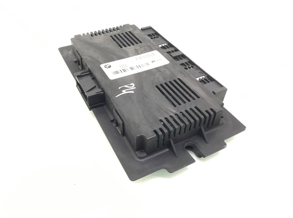 Блок комфорта бу для BMW 1 E87/E81/E82/E88 2.0 TD, 2010 г. Блок комфорта бу для BMW 1 E87/E81/E82/E88 2.0 TD, 2010 г.